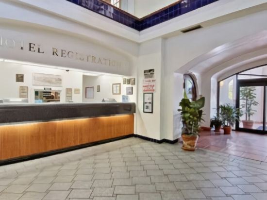 Hollywood Beach Resort Cruise Port Hotel - photo 14