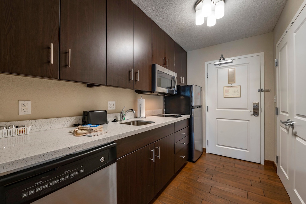 TownePlace Suites by Marriott Vincennes - photo 14