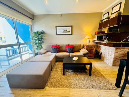 Casa Azul — 4-Star Luxury Hotel in None, Portugal