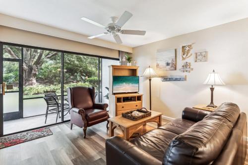 Resort Views Quiet Back End of the Park Shore Resort in Naples, United States