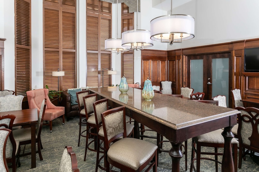 Hampton Inn & Suites Nashville Green Hills - photo 35