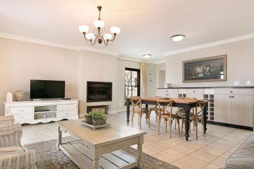 Winelands Golf Lodges 10 in Stellenbosch, South Africa