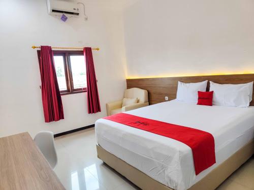 RedDoorz near Prambanan Temple in Klaten, Indonesia