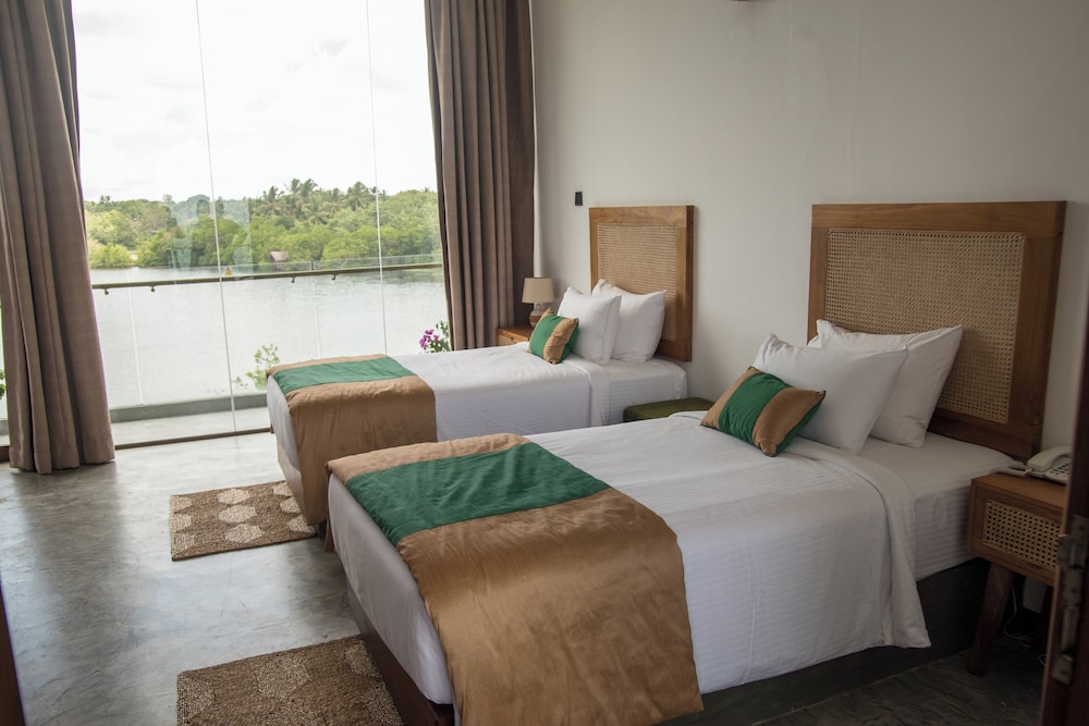 Six Elements Beach Villa — 5-Star Luxury Hotel in Tangalle, Sri Lanka