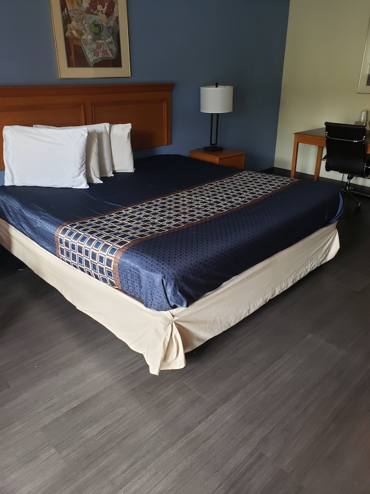 Knights Inn Lithonia - photo 13