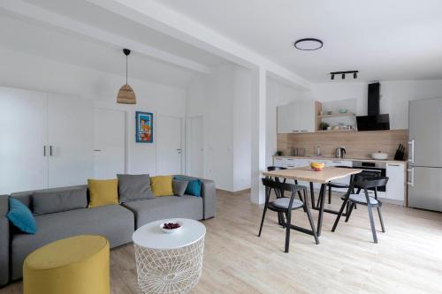 Apartman DŽ — 4-Star Luxury Hotel in Privlaka, Croatia