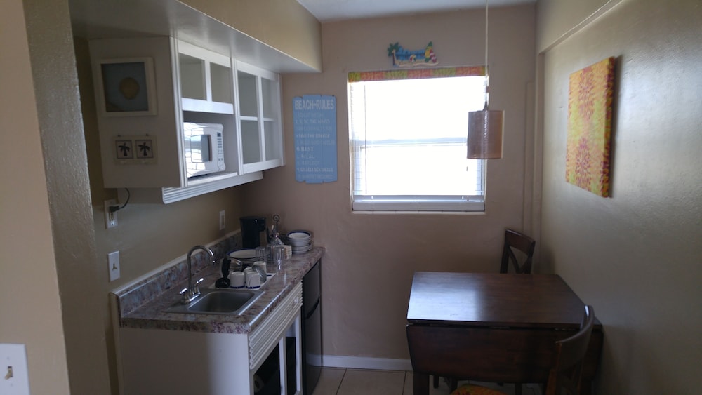 Daytona Inn Beach Resort - photo 40