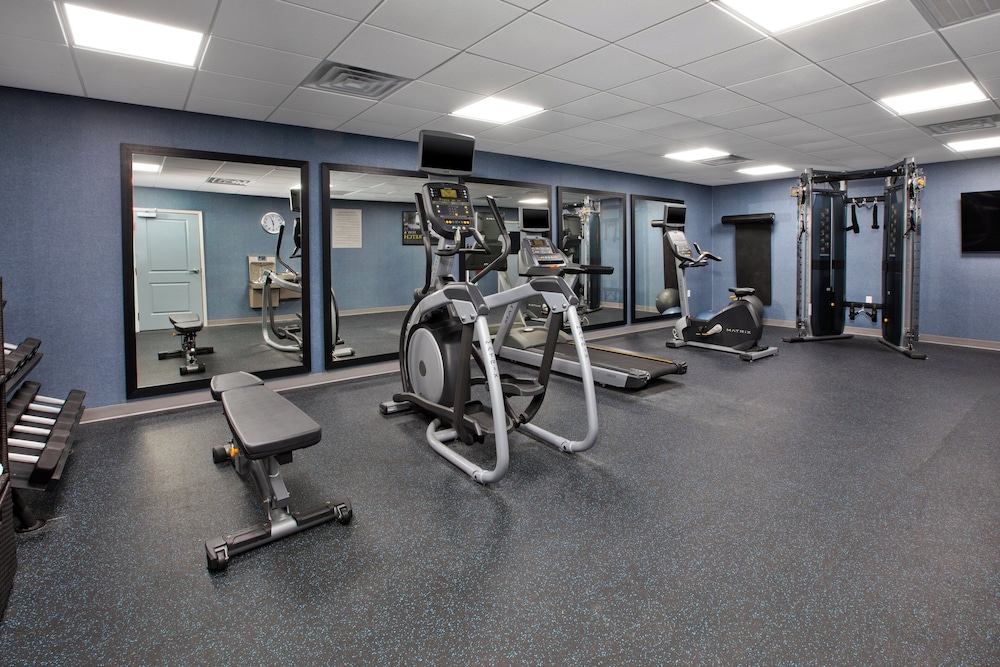 Staybridge Suites Ames - photo 27