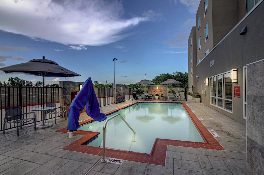 TownePlace Suites by Marriott Houston Hobby Airport - photo 35