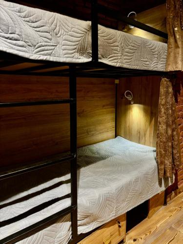 Vintage Hostel At Freedom Square
