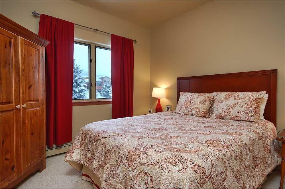 Iron Oak Duplex I in Steamboat Springs, United States