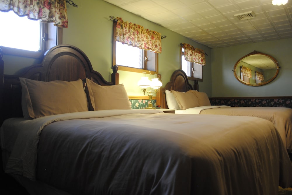 Hotel Millersburg - photo 30