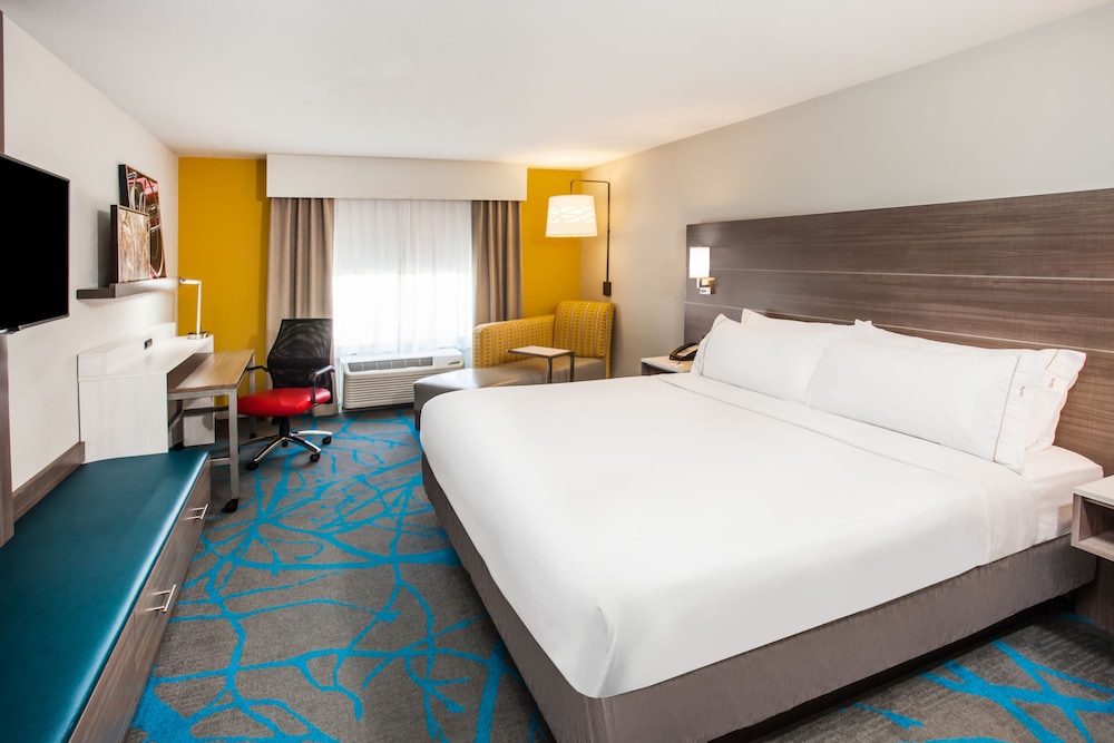 Holiday Inn Express & Suites Litchfield West by IHG - photo 14