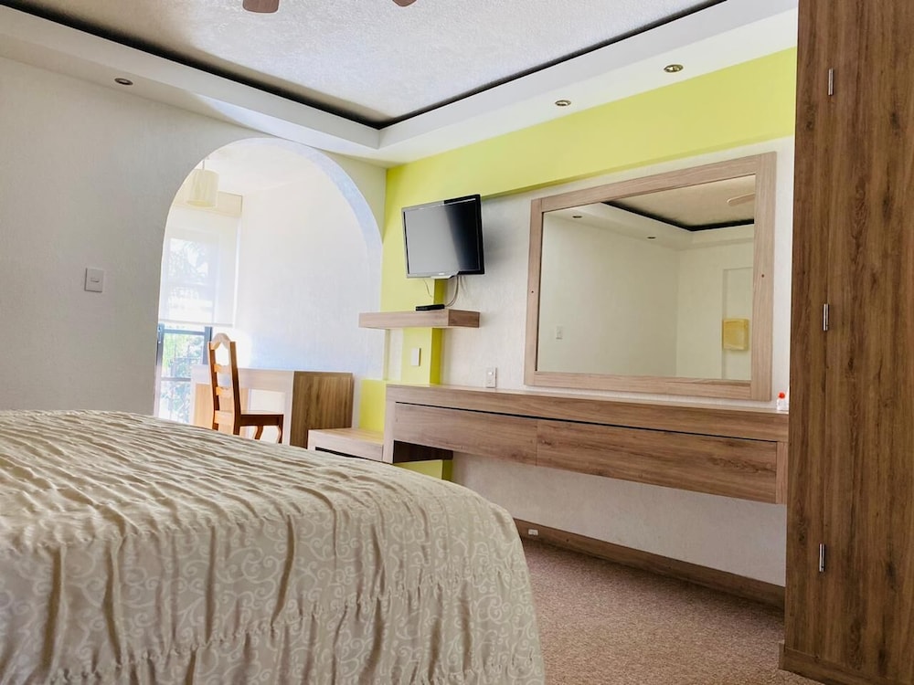 Hotel La Mansión in San Jose Iturbide, Mexico