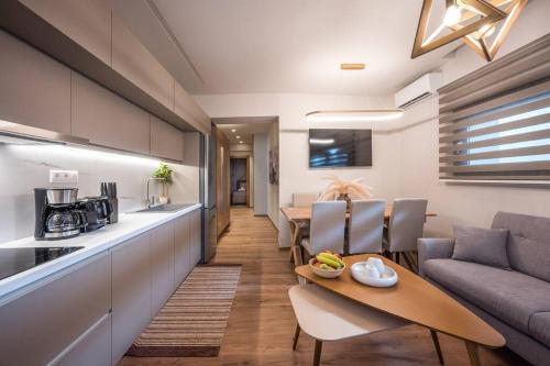 Amalia's Luxury Apartment 2 — 4-Star Luxury Hotel in Irakleion, Greece