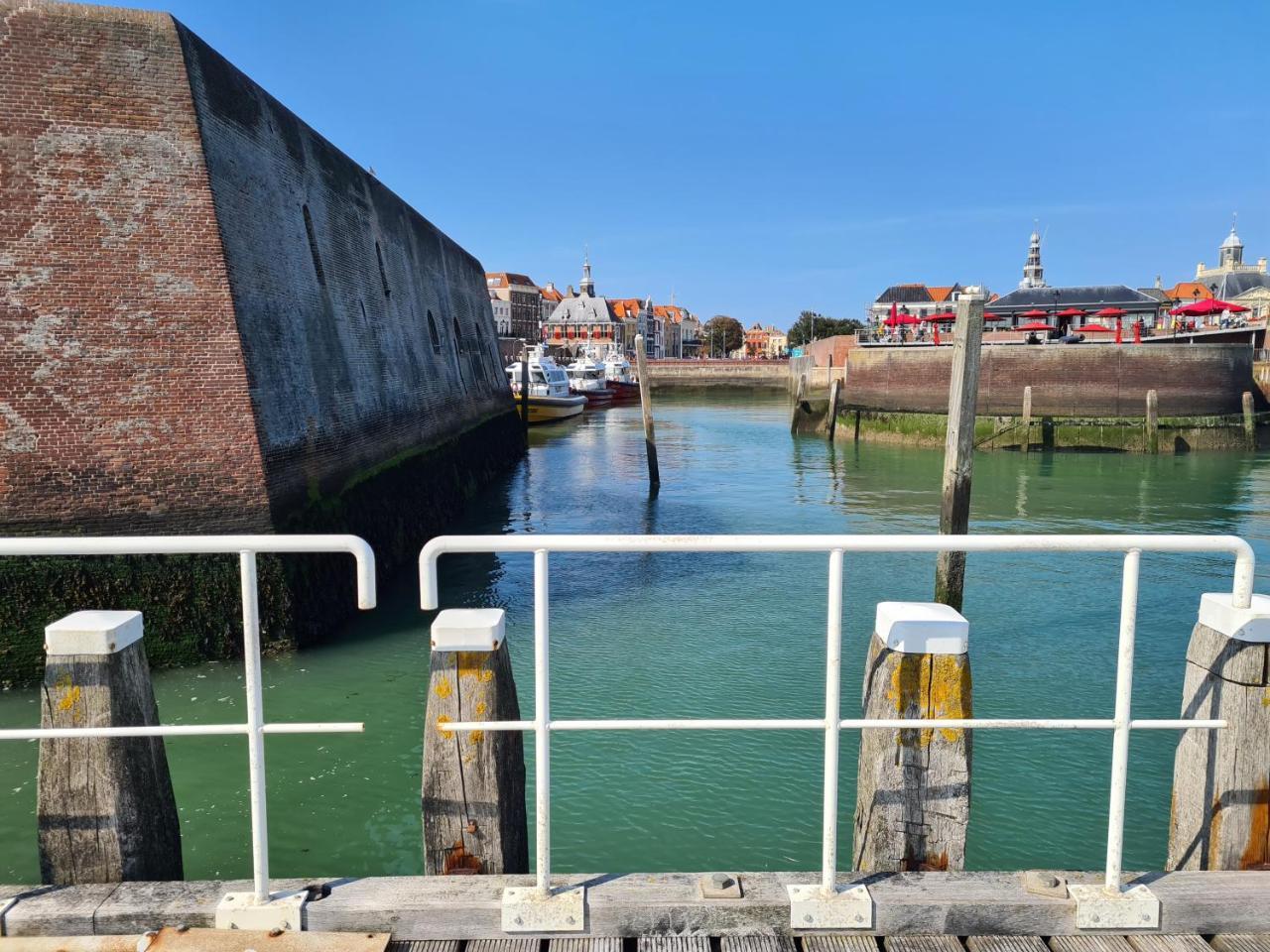 Rijksmonument Havenzicht Met Zeezicht Ligging Direct Aan Zee En Centrum — Vlissingen