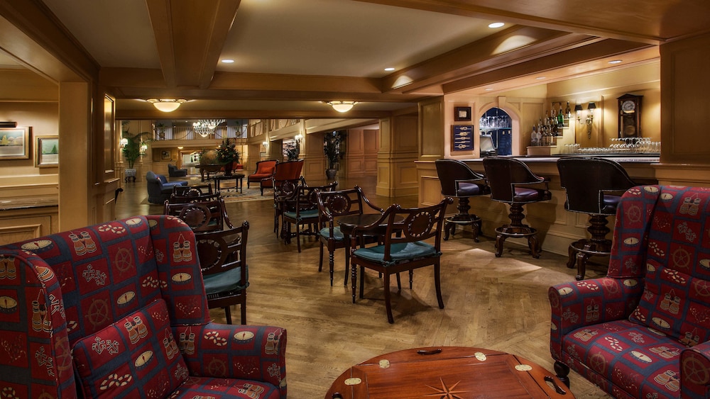 Disney's Yacht Club Resort - photo 19