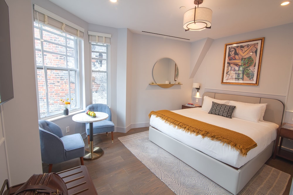 Hotel Belleclaire - photo 11