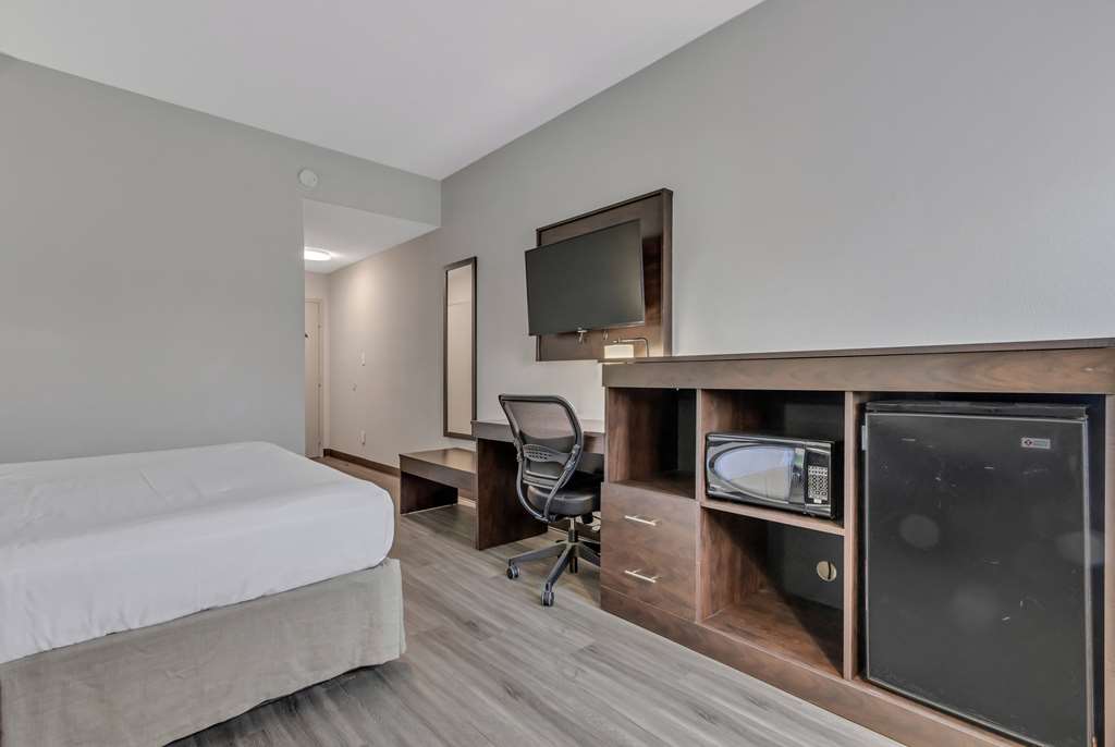 Baymont by Wyndham North Myrtle Beach - photo 26