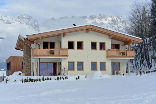 Appartement Erlenau — 4-Star Luxury Hotel in Ellmau, Austria