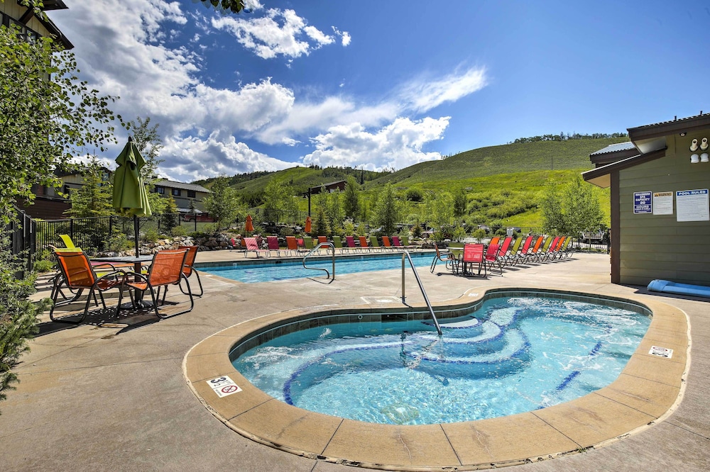 Granby Home with Hot Tub And Ski Golf And Pool Access — Granby — photo 2