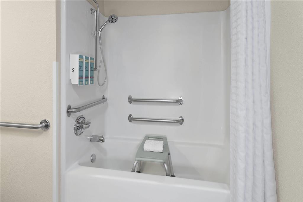 Baymont by Wyndham Chester IL - photo 14
