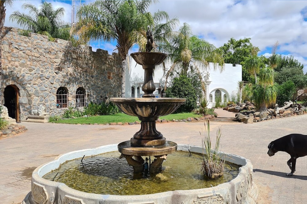 Bezalel Wine & Brandy Estate — 4-Star Luxury Hotel in Kakamas, South Africa