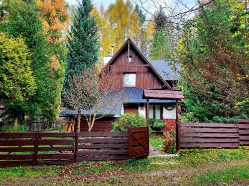 Dom Pod Salamandrą Koninki in Poreba Wielka, Poland