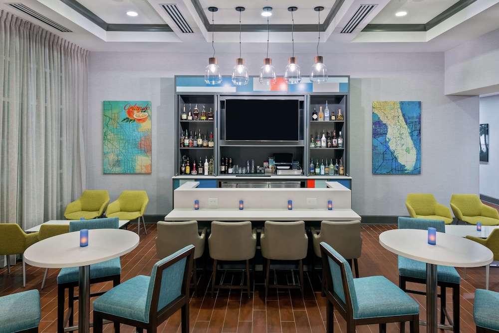 Hampton Inn & Suites Orlando Airport @ Gateway Village - photo 34