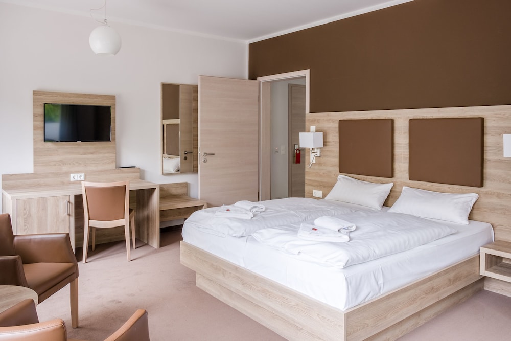 Hotel zur Ostsee - carbon neutral hotel in Seeheilbad Graal-Mueritz