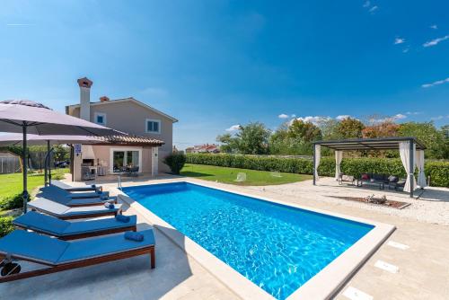 Holiday House Brig — 4-Star Luxury Hotel in Zminj, Croatia