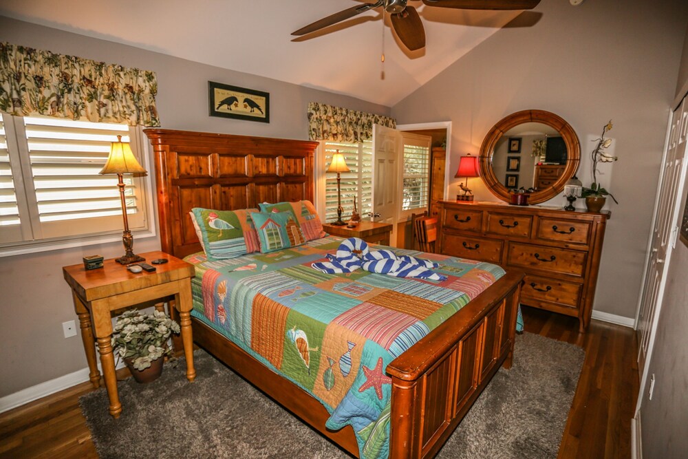 3610 Estero Blvd - photo 4