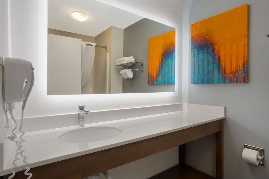 MainStay Suites Wilmington University Area - photo 19