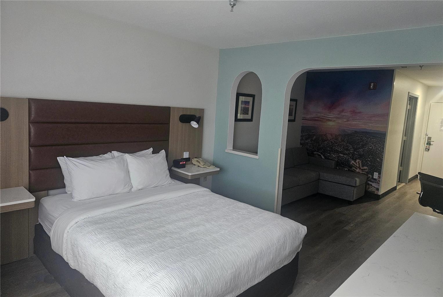 Wingate by Wyndham Los Alamos - photo 10