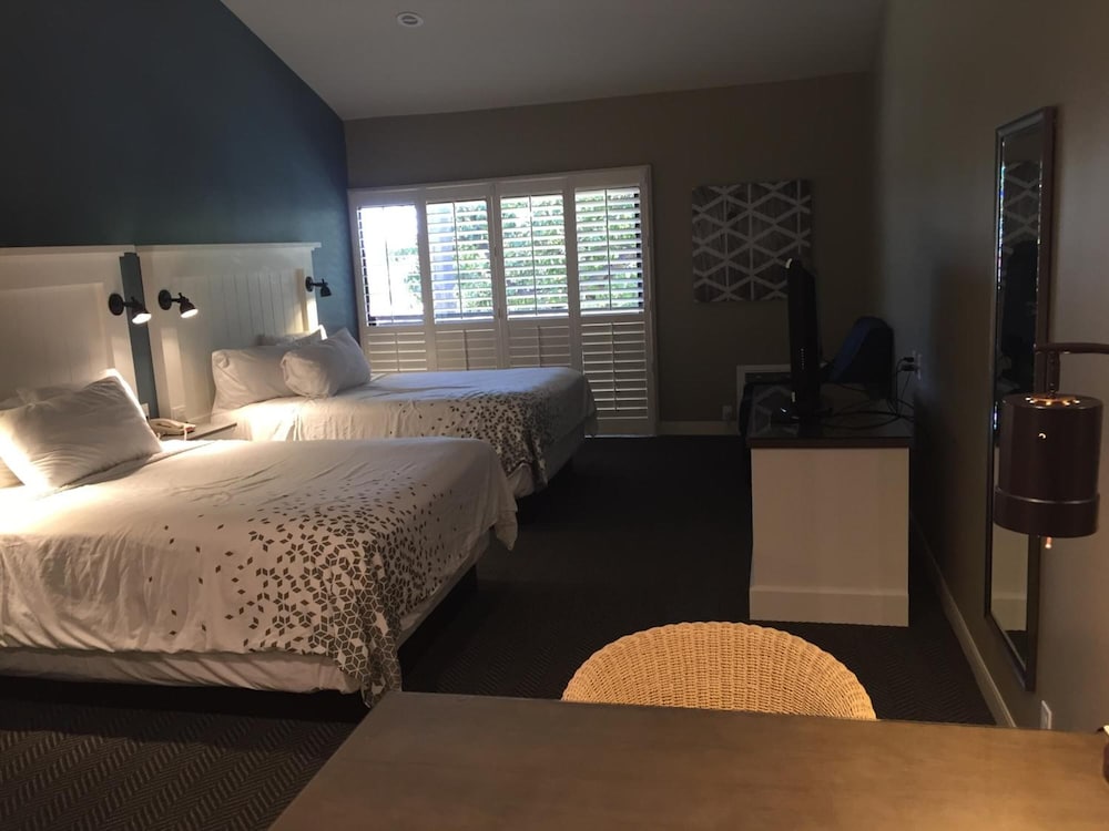 Pacific Shores Inn on Pacific Beach - photo 15