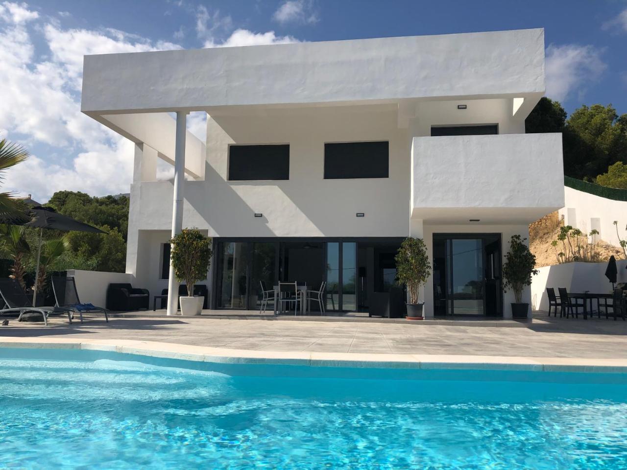 Bella Galera - carbon neutral hotel in Altea