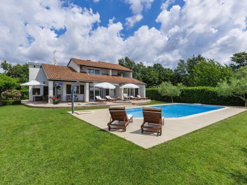 Holiday Home Villa Sole by Interhome — 4-Star Luxury Hotel in Porec, Croatia