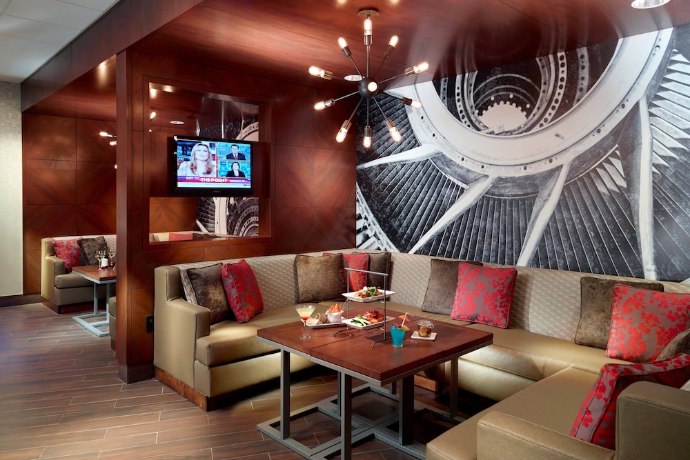 Atlanta Airport Marriott - photo 53