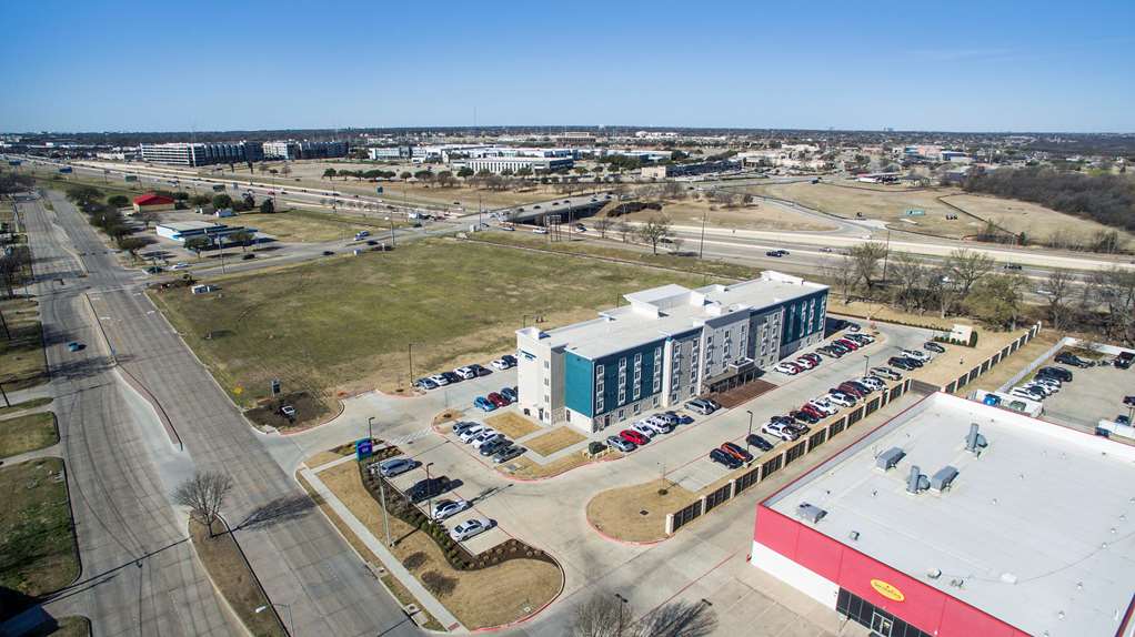 WoodSpring Suites Dallas Plano Central Legacy Drive - photo 14