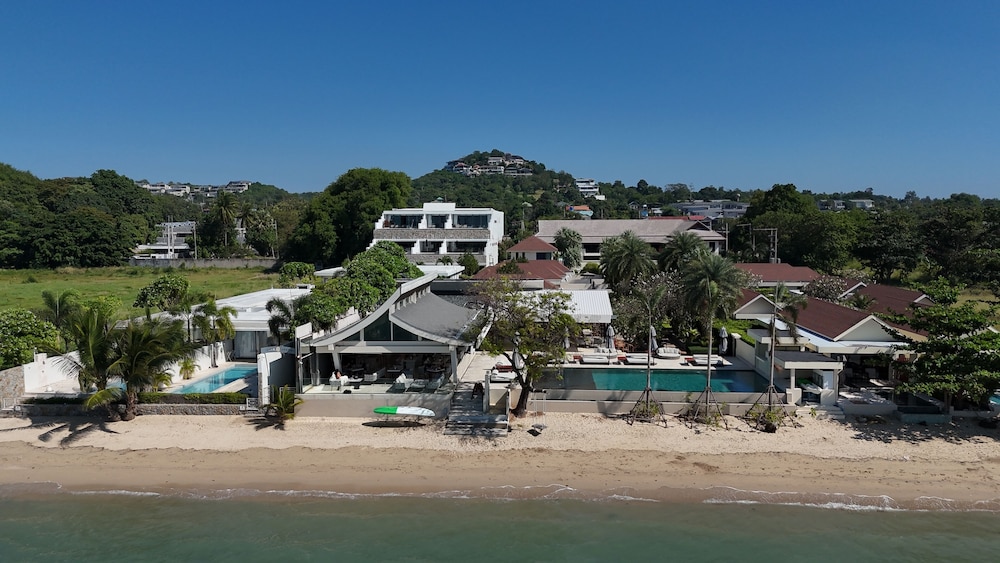 Zaya Beach Club & Resort — 4-Star Luxury Hotel in Koh Samui, Thailand