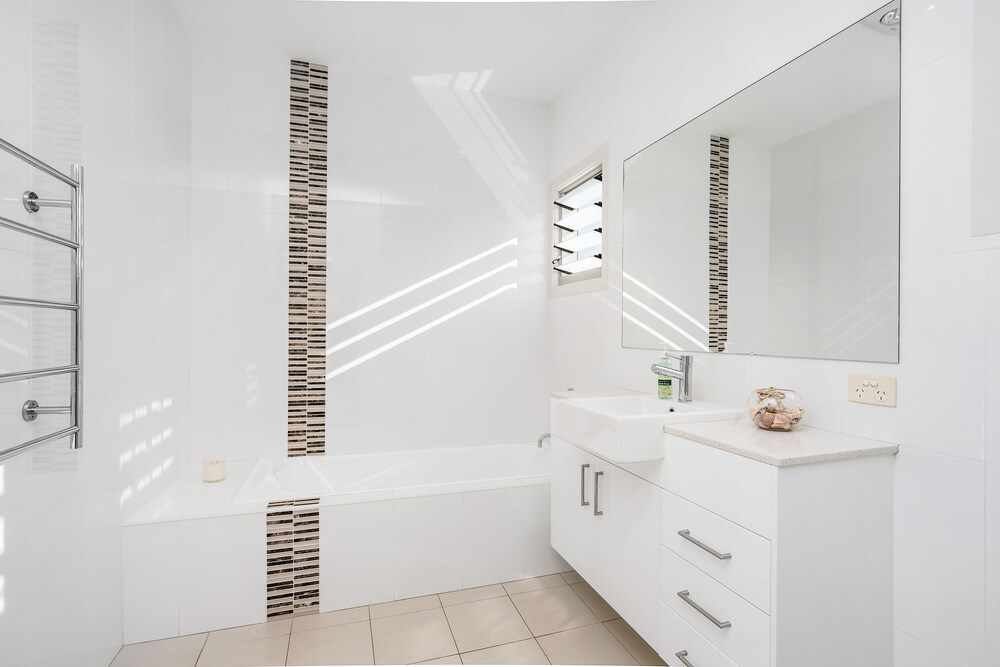 Byron Beach Style in Byron Bay, Australia