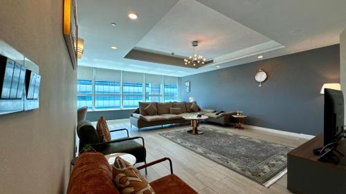 Luxury 3 Bedroom Apartment at Centaurus City View — 4-Star Luxury Hotel in Islamabad, Pakistan