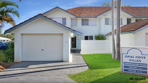 South Pacific Penthouse — Ulladulla