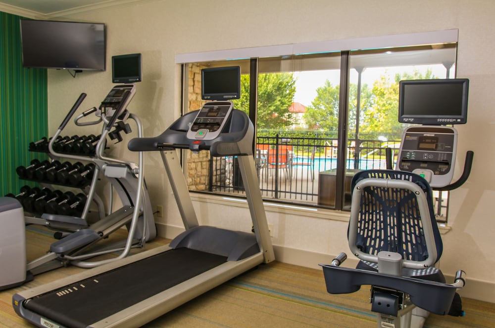 Holiday Inn Express Hotel & Suites Greenville by IHG - photo 30