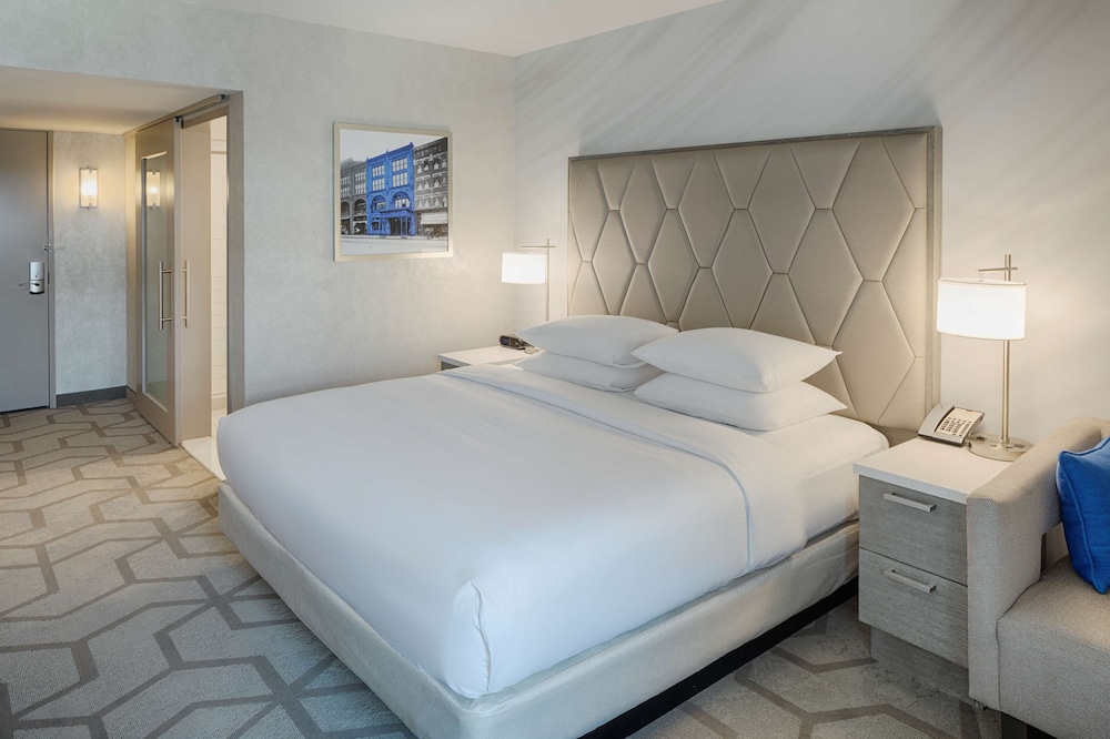 The Kingsley Bloomfield Hills a DoubleTree by Hilton - photo 45