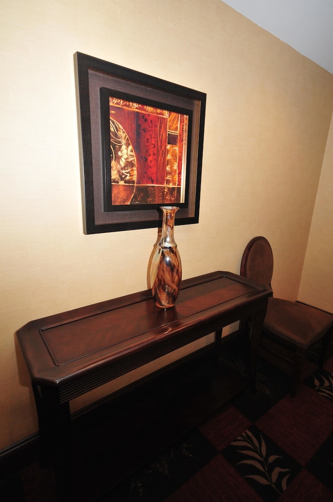 DoubleTree by Hilton Hotel Rocky Mount - photo 48