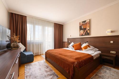 Szilfa tterem Mariann Apartman — 4-Star Luxury Hotel in Hajduszoboszlo, Hungary