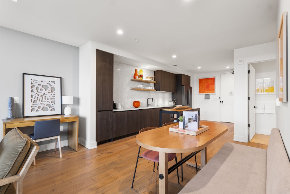 Austin Condo Hotel - photo 272