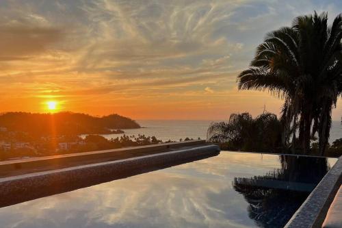 Stunning Ocean Views 2 Pools 10 min walk to beach in Sayulita, Mexico