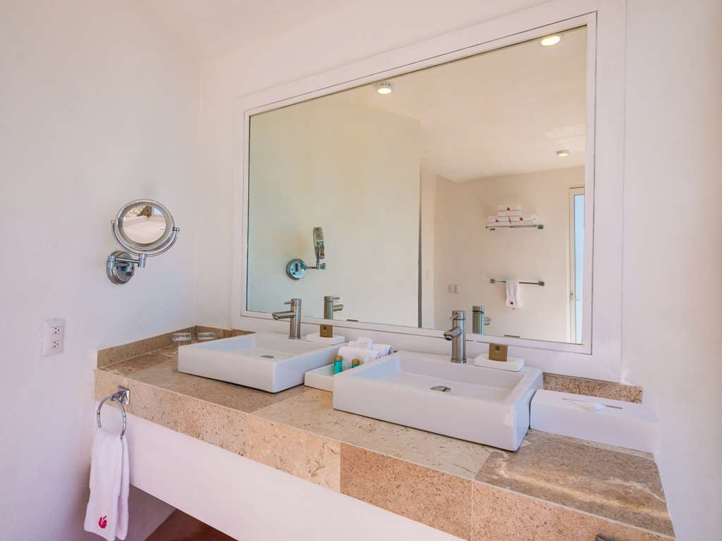 Las Brisas Acapulco Master Suite Inout